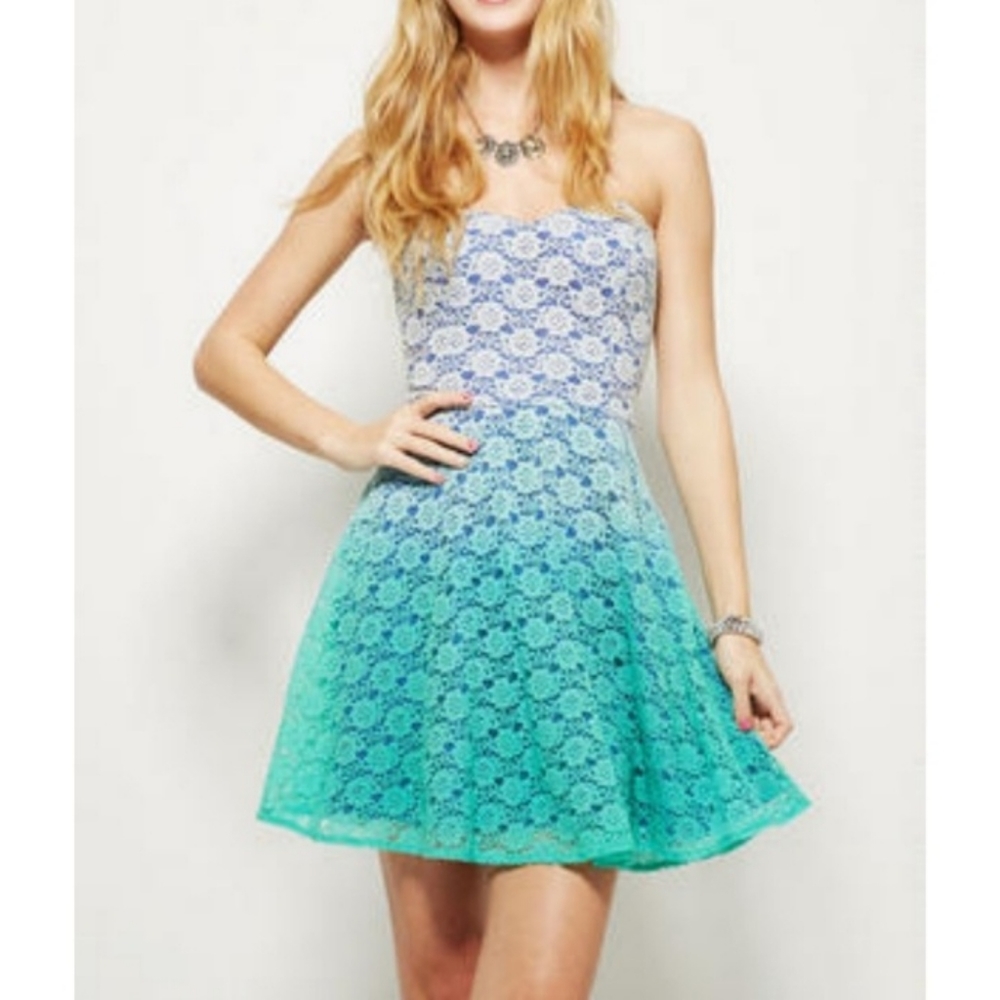 NWOT - Delia's Strapless Blue Ombre Lace Dress